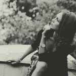 授乳口付きとは思えない！クラシカルな装いを可能にする魅力あふれるマキシドレス